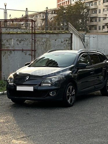 Renault Megane 2013, 400,000 km - 1.5 l - Bakı