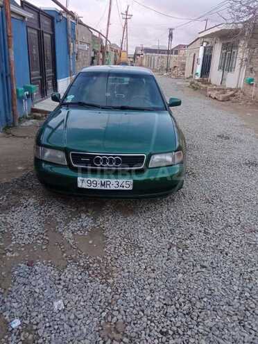 Audi A4 1997, 450,000 km - 1.8 л - Bakı