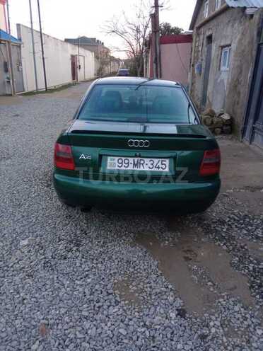Audi A4 1997, 450,000 km - 1.8 л - Bakı