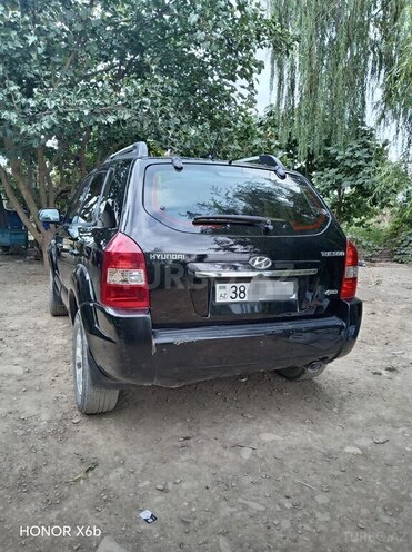 Hyundai Tucson 2008, 248,000 km - 2.0 l - Qusar