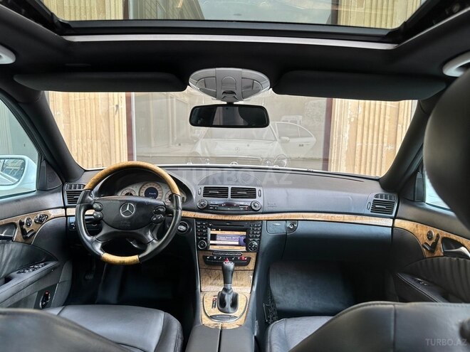 Mercedes E 350 2006, 264,000 km - 3.5 l - Bakı