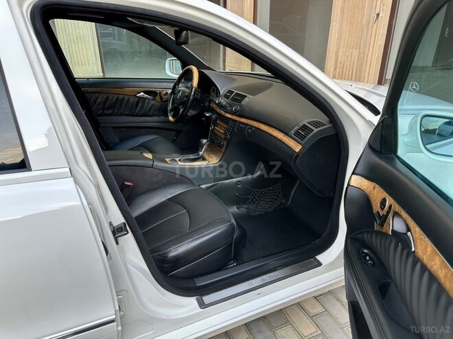 Mercedes E 350 2006, 264,000 km - 3.5 l - Bakı