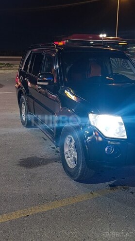 Mitsubishi Pajero 2007, 268,000 km - 3.0 l - Bakı
