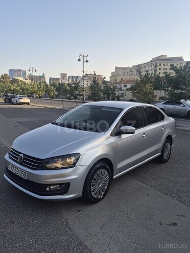 Volkswagen Polo 2018, 189,212 km - 1.6 l - Bakı
