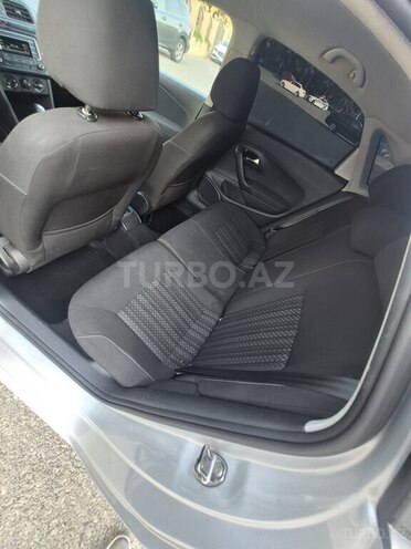 Volkswagen Polo 2018, 189,212 km - 1.6 l - Bakı