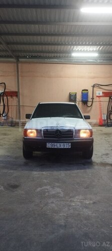 Mercedes 190 1986, 250,000 km - 2.2 l - Samux