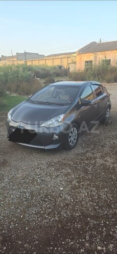 Toyota Prius C 2012, 225,000 km - 1.5 l - Bakı