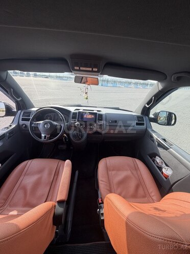 Volkswagen Caravelle 2015, 183,000 km - 2.0 l - Bakı