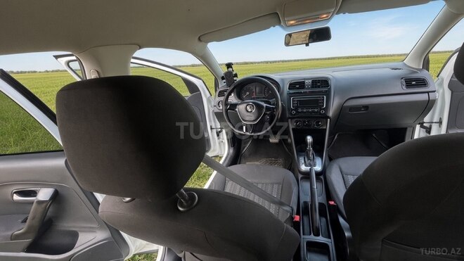 Volkswagen Polo 2018, 199,000 km - 1.6 л - Tərtər
