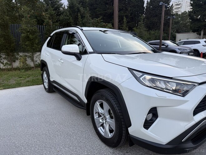 Toyota RAV4 2021, 17,000 km - 2.0 l - Bakı