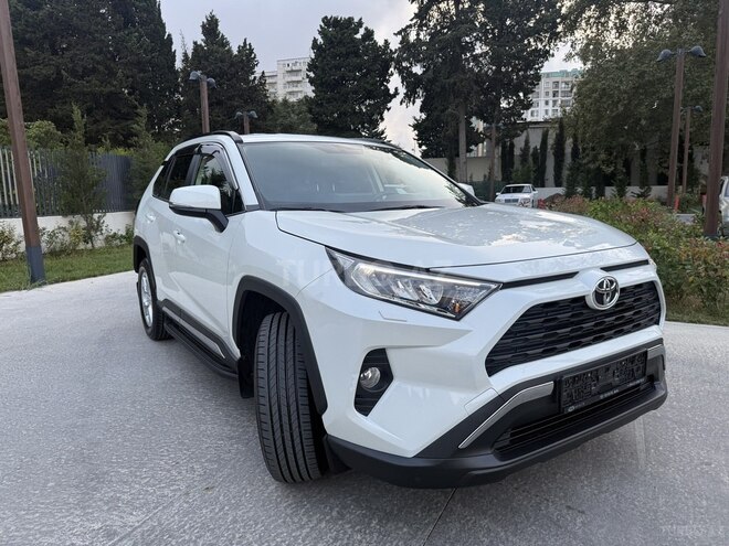 Toyota RAV4 2021, 17,000 km - 2.0 l - Bakı