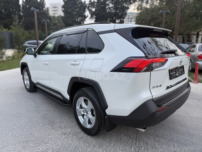 Toyota RAV4 2021, 17,000 km - 2.0 l - Bakı