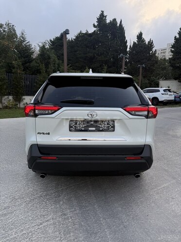 Toyota RAV4 2021, 17,000 km - 2.0 l - Bakı