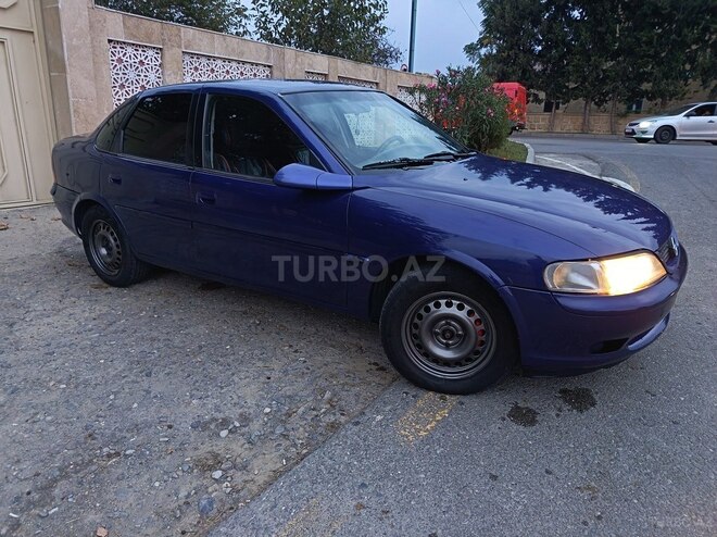 Opel Vectra 1998, 550,000 km - 2.0 l - Yevlax