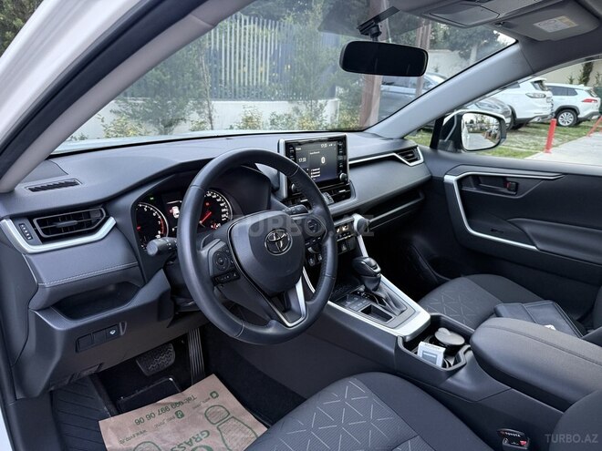 Toyota RAV4 2021, 17,000 km - 2.0 l - Bakı