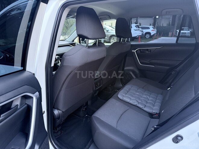 Toyota RAV4 2021, 17,000 km - 2.0 l - Bakı