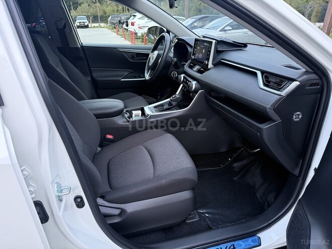 Toyota RAV4 2021, 17,000 km - 2.0 l - Bakı