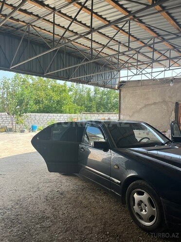 Mercedes E 200 1997, 275,546 km - 2.2 l - Ağstafa