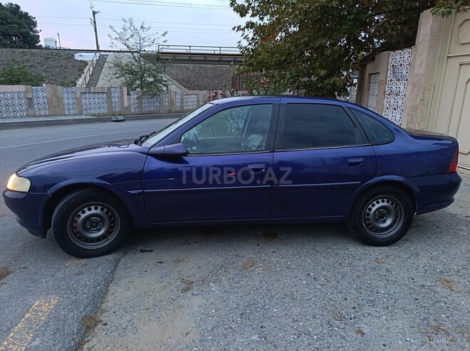 Opel Vectra 1998, 550,000 km - 2.0 l - Yevlax