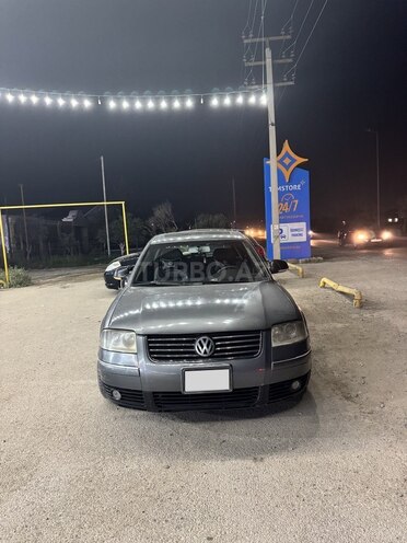 Volkswagen Passat 2004, 205,000 km - 1.8 l - Bakı