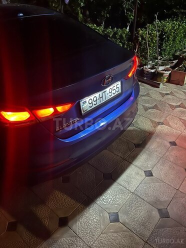 Hyundai Elantra 2017, 346,009 km - 2.0 l - Bakı