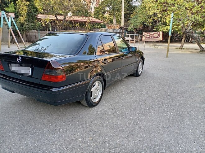 Mercedes C 180 1999, 257,000 km - 1.8 l - Sumqayıt