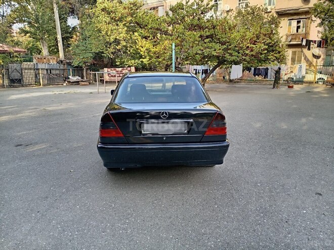 Mercedes C 180 1999, 257,000 km - 1.8 l - Sumqayıt