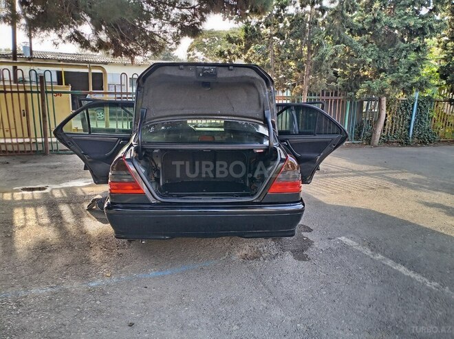 Mercedes C 180 1999, 257,000 km - 1.8 l - Sumqayıt