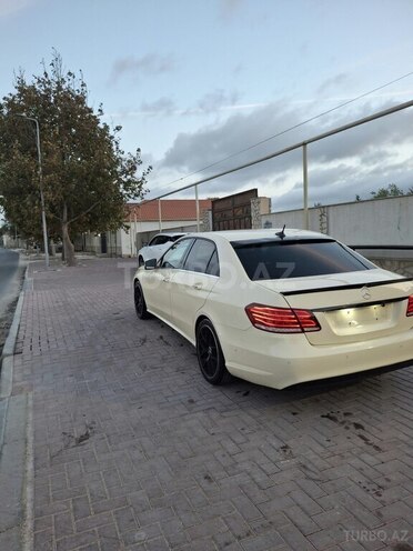 Mercedes E 220 2015, 494,000 km - 2.1 l - Bakı