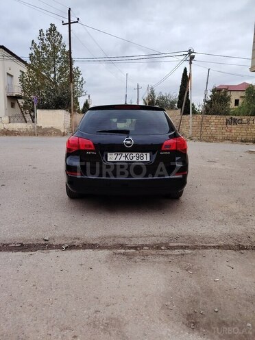 Opel Astra 2011, 334,453 km - 1.4 l - Bakı