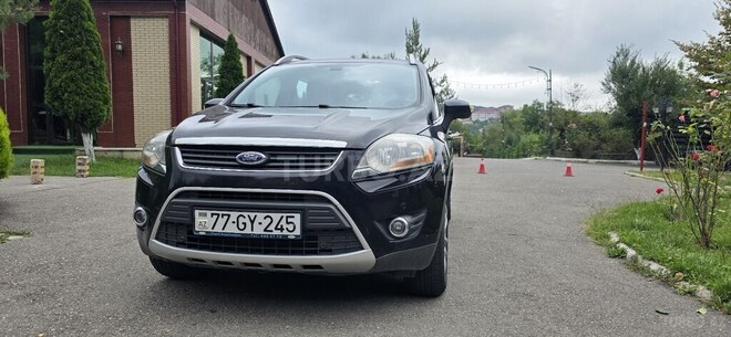 Ford Kuga 2010, 192,488 km - 2.5 л - Qusar
