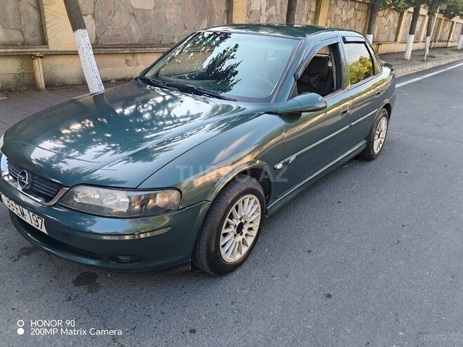 Opel Vectra 2001, 450,000 km - 1.8 l - Zaqatala