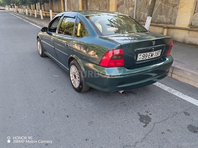 Opel Vectra 2001, 450,000 km - 1.8 l - Zaqatala