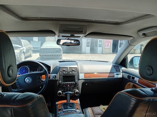 Volkswagen Touareg 2006, 222,800 km - 4.2 l - Bakı