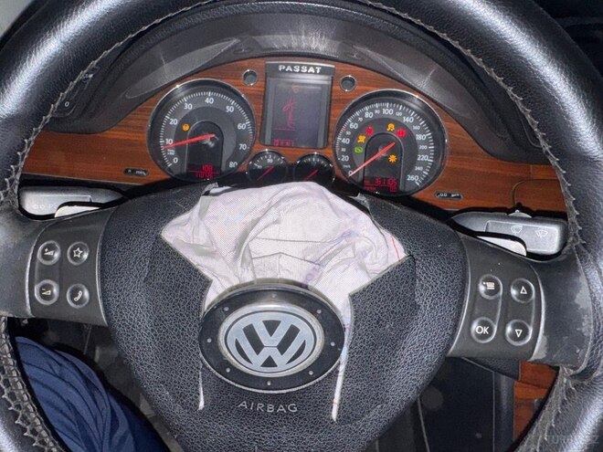 Volkswagen Passat 2006, 161,000 km - 2.0 l - Bakı