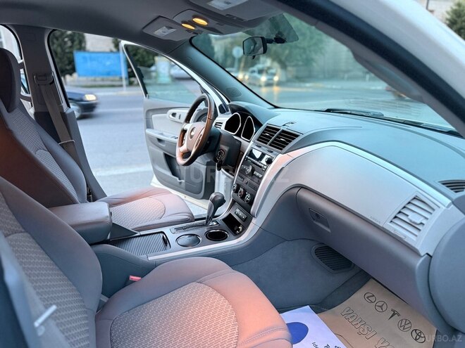 Chevrolet Traverse 2010, 127,000 km - 3.6 l - Sumqayıt