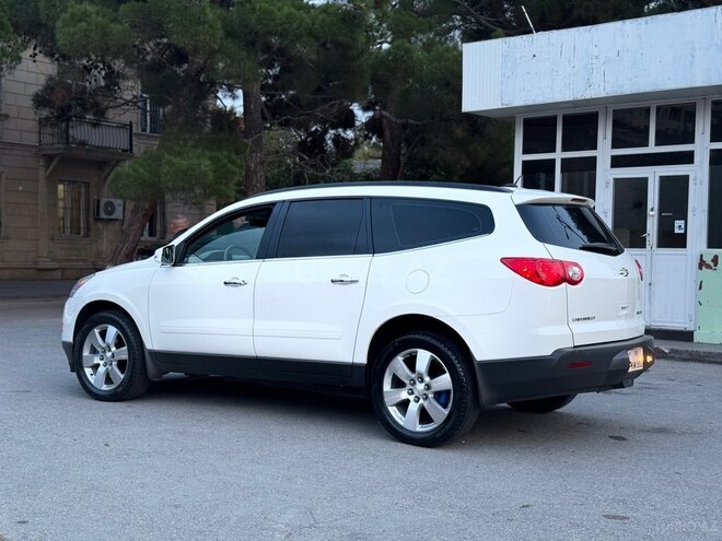 Chevrolet Traverse 2010, 127,000 km - 3.6 l - Sumqayıt
