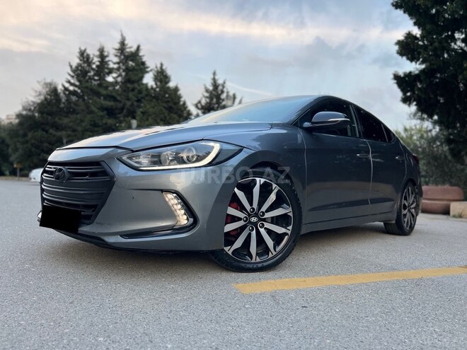Hyundai Elantra 2017, 284,000 km - 2.0 l - Bakı