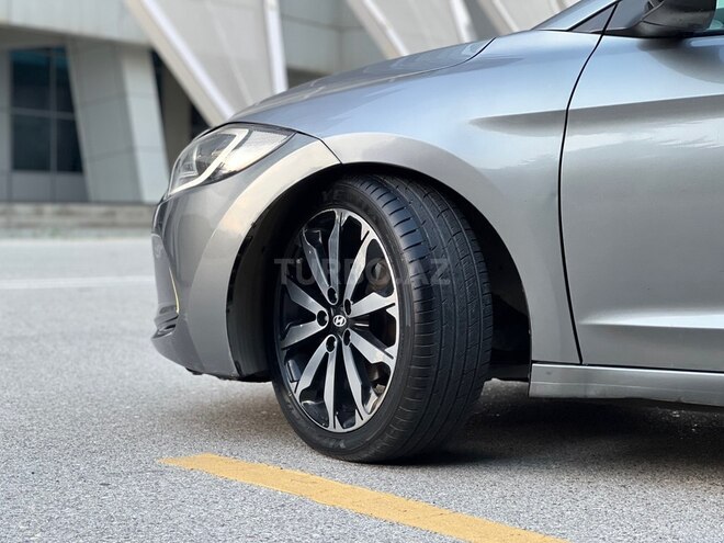 Hyundai Elantra 2017, 284,000 km - 2.0 l - Bakı