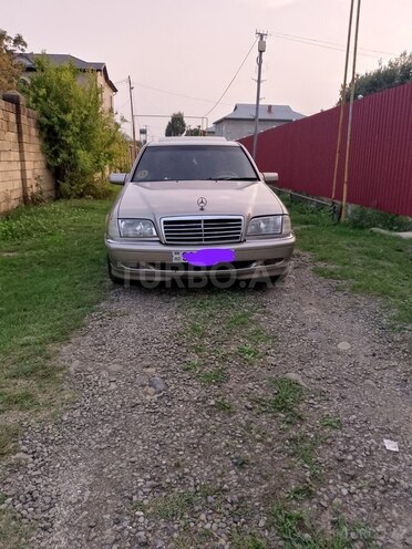 Mercedes C 230 1997, 320,000 km - 2.3 l - Masallı