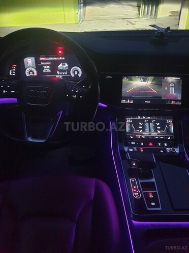 Audi Q7 2021, 84,000 km - 3.0 l - Bakı