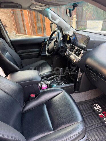 Toyota Land Cruiser Prado 2011, 178,500 km - 2.7 l - Şirvan