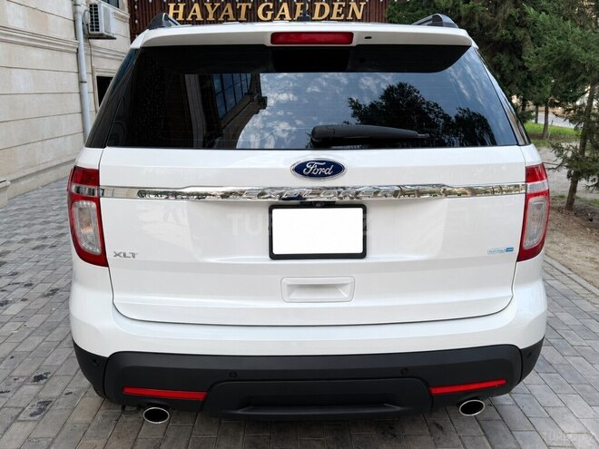 Ford Explorer 2015, 220,000 km - 3.5 л - Bakı