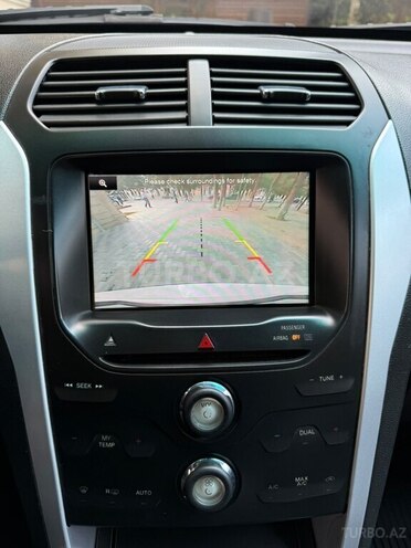 Ford Explorer 2015, 220,000 km - 3.5 л - Bakı