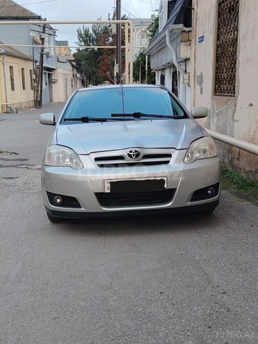 Toyota Corolla 2005, 300,000 km - 1.4 l - Bakı