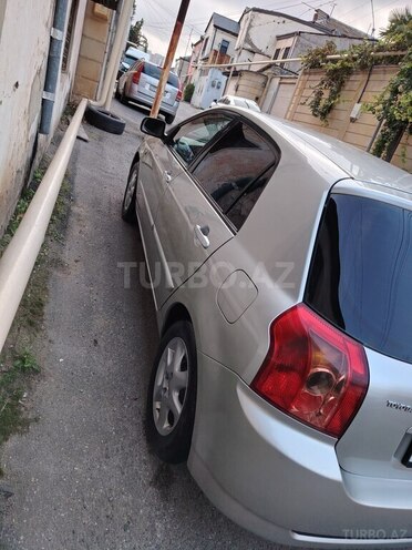 Toyota Corolla 2005, 300,000 km - 1.4 l - Bakı