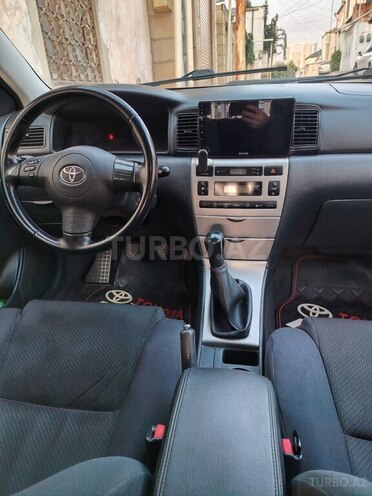 Toyota Corolla 2005, 300,000 km - 1.4 l - Bakı