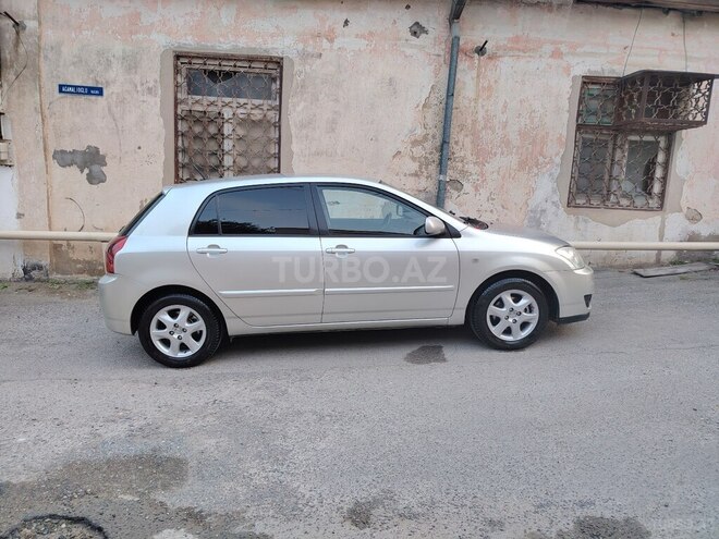 Toyota Corolla 2005, 300,000 km - 1.4 l - Bakı