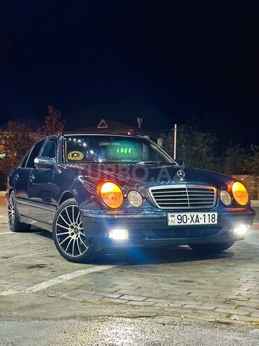 Mercedes E 240 1999, 306,522 km - 2.4 l - Bakı