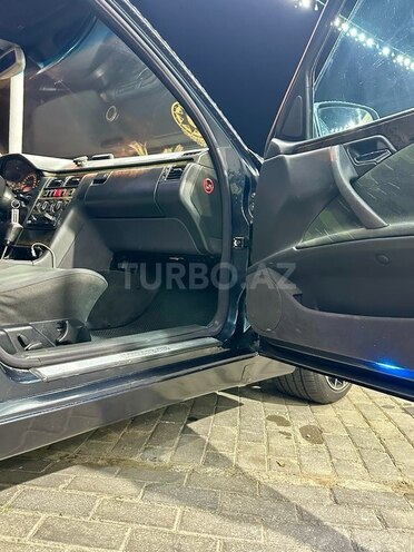 Mercedes E 240 1999, 306,522 km - 2.4 l - Bakı